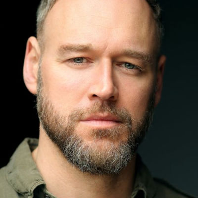 elliot-cowan